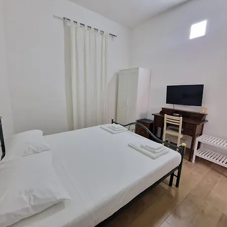 Vecchia בית הארחה