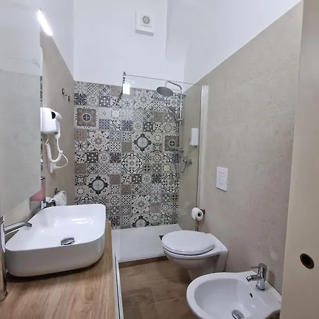 Vecchia Guest house 3*