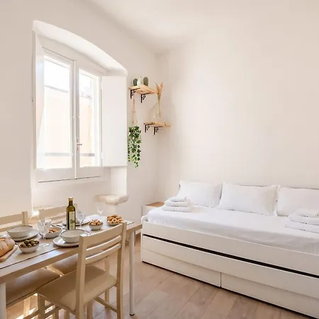 Vecchia Guest house 3*