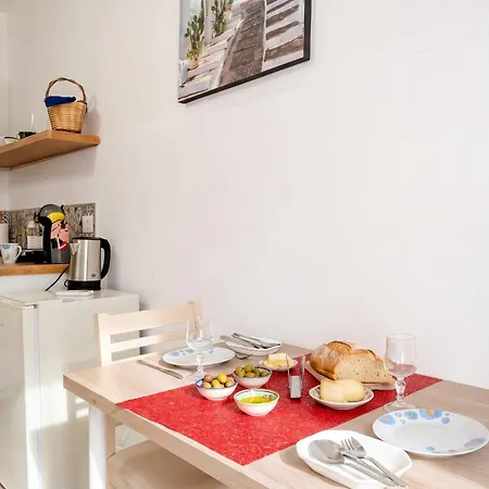 Vecchia Guest house
